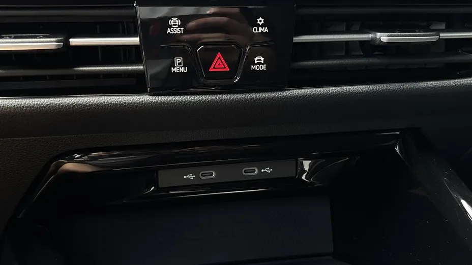 VOLKSWAGEN Golf Golf VIII 2.0 TSI GTI DSG