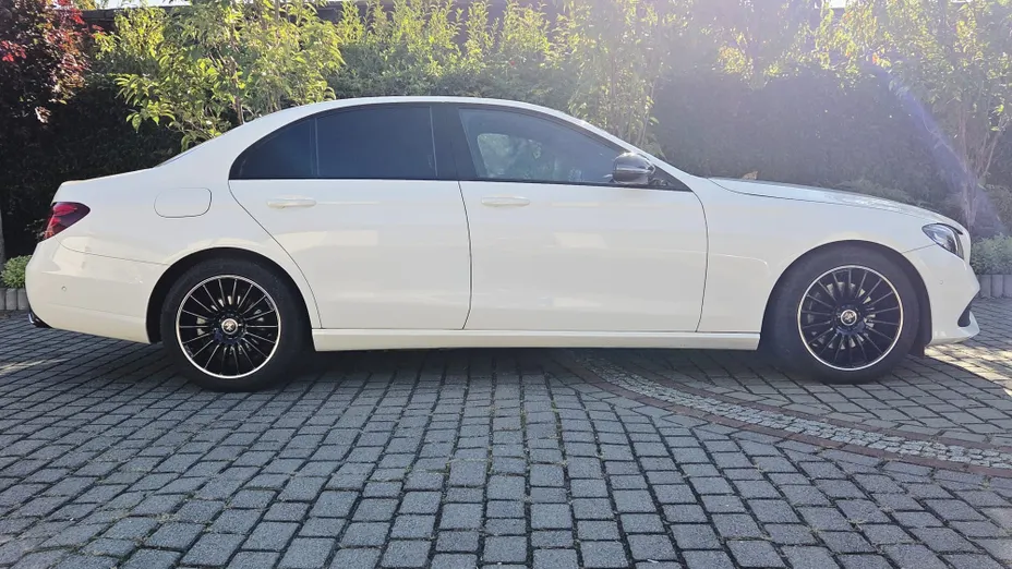MERCEDES-BENZ E Klasa -