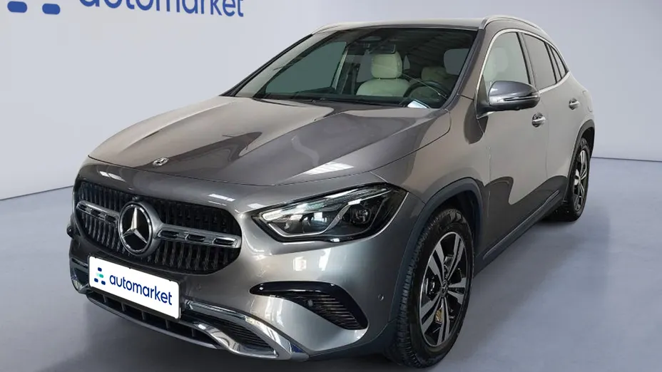 MERCEDES-BENZ GLA GLA 200 d Progressive 8G-DCT