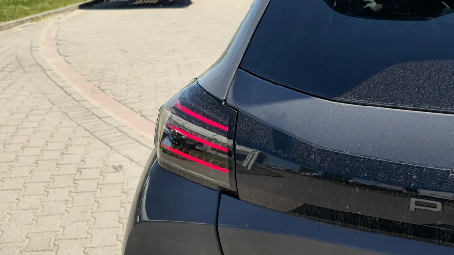 PEUGEOT 208 208 1.2 mHEV GT
