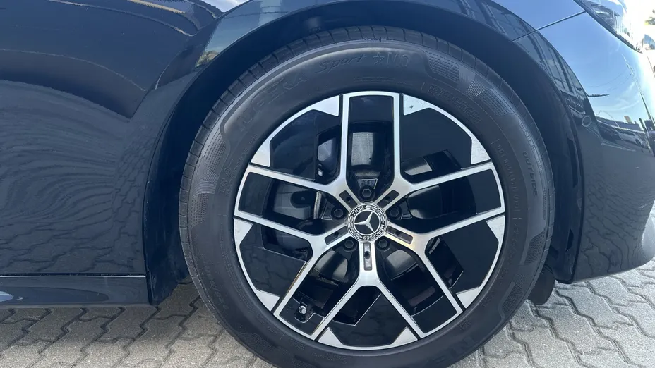 MERCEDES-BENZ E Klasa E 220 d mHEV 4-Matic Exclusive 9G-Tronic