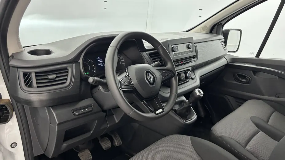 RENAULT Trafic -