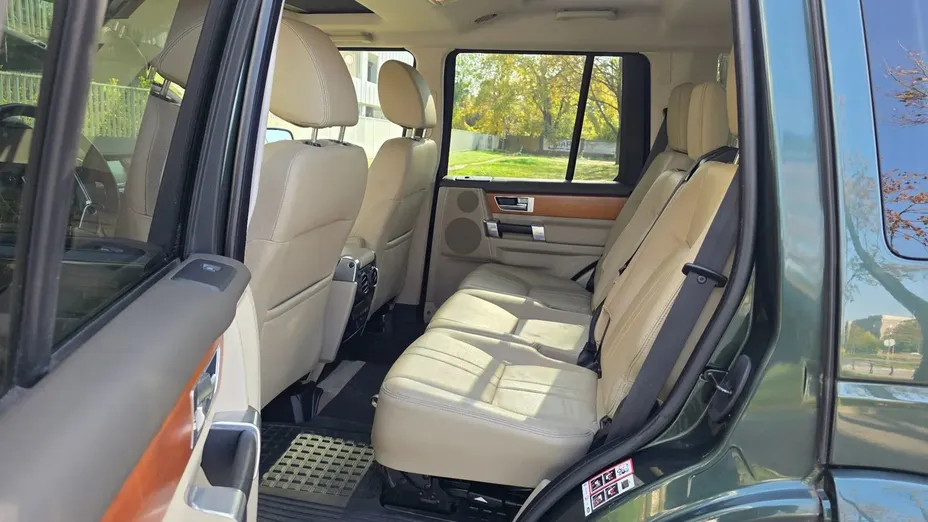 LAND ROVER Discovery -
