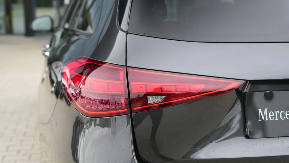 MERCEDES-BENZ C Klasa C 180 mHEV Business Edition