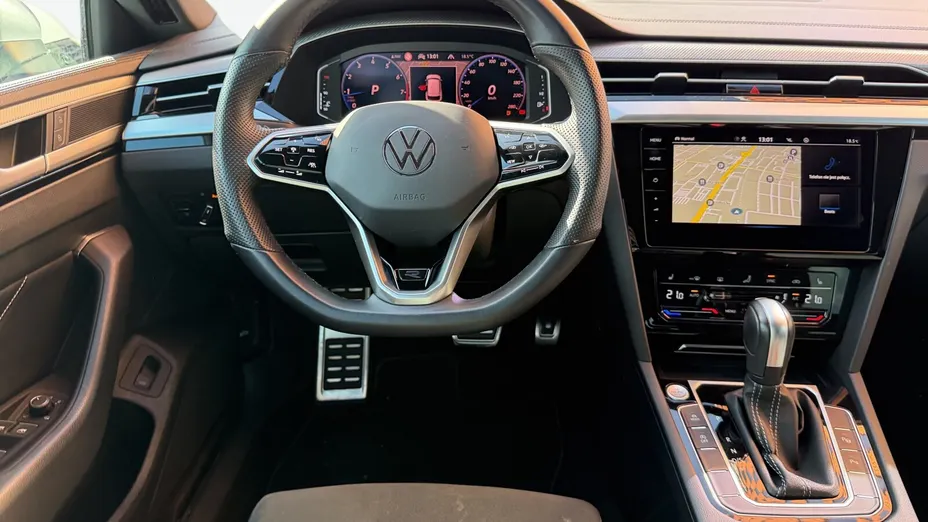 VOLKSWAGEN Arteon Arteon 2.0 TSI R-Line DSG