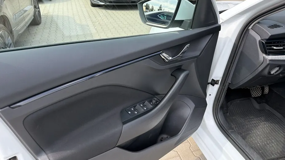 SKODA Kamiq Kamiq 1.0 TSI Selection DSG