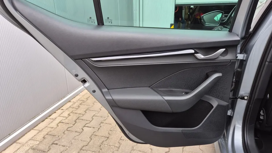 SKODA Octavia Octavia 1.5 TSI mHEV Sportline DSG