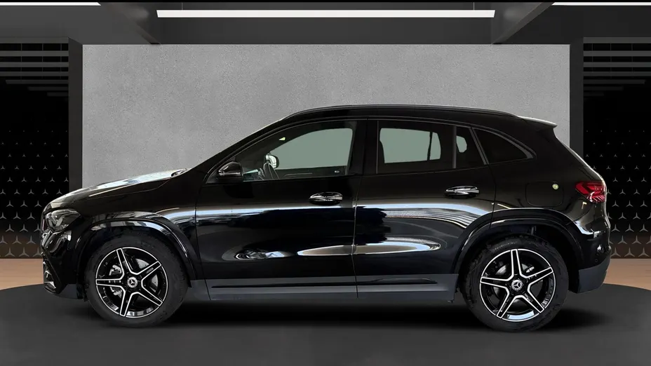 MERCEDES-BENZ GLA GLA 200 mHEV AMG Line 7G-DCT