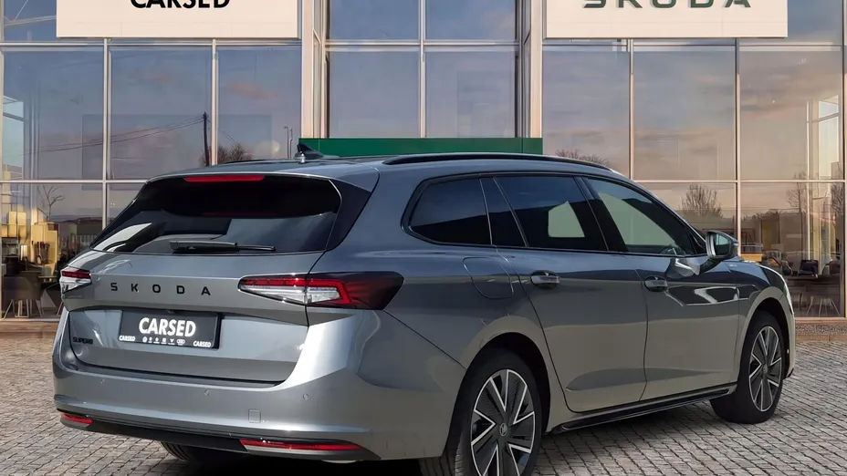 SKODA Superb Superb 2.0 TSI Sportline DSG