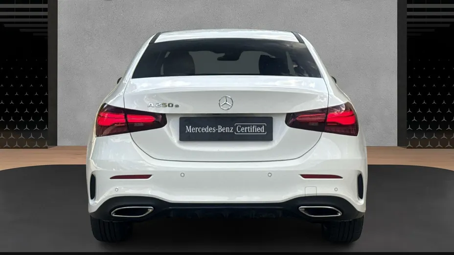 MERCEDES-BENZ A Klasa A 250 e PHEV AMG Line 8G-DCT