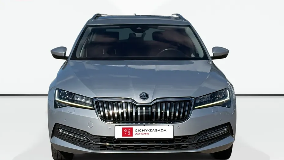 SKODA Superb Superb 2.0 TDI SCR Style DSG