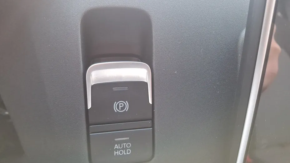 VOLKSWAGEN Crafter Crafter 35 BiTDI 4Motion (13,6m3) aut Nowy