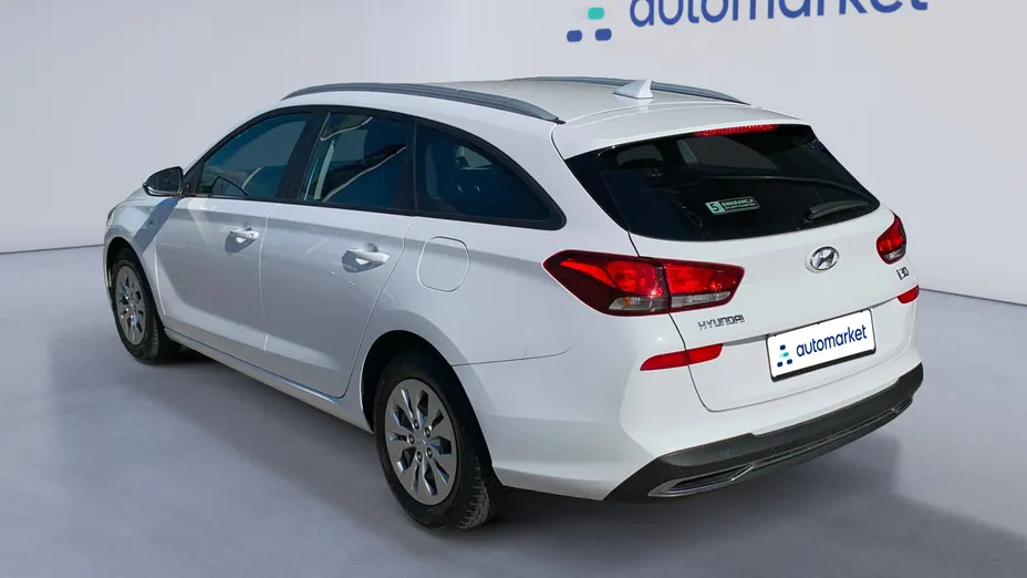 HYUNDAI i30 i30 1.5 T-GDI 48V Smart