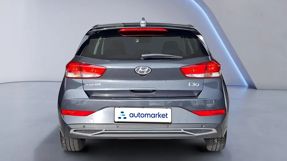 HYUNDAI i30 i30 1.0 T-GDI Smart