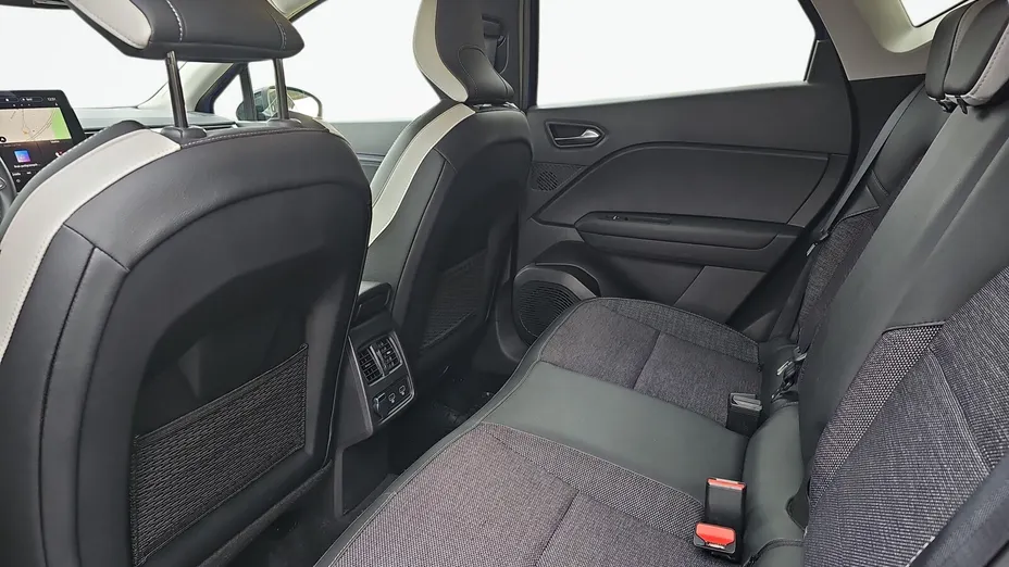 RENAULT Captur Captur 1.3 TCe mHEV Techno EDC