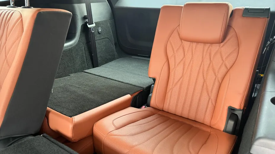 JAECOO J8 J8 1.5 T-GDI Super Hybrid Premium DHT 7os. Nowy