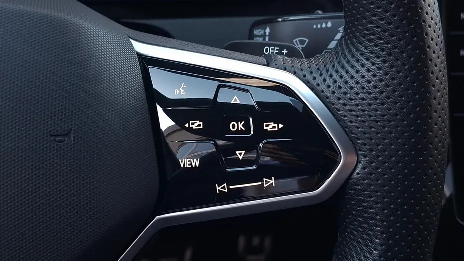 VOLKSWAGEN Arteon Arteon 2.0 TDI R-Line DSG