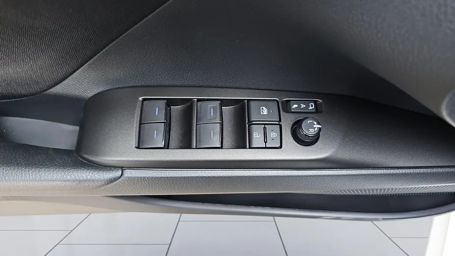 TOYOTA Camry Camry 2.5 Hybrid Comfort CVT