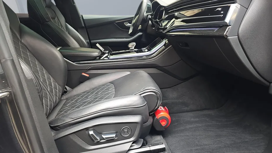 AUDI Q8 / E-Tron Q8 50 TDI mHEV Quattro Tiptronic