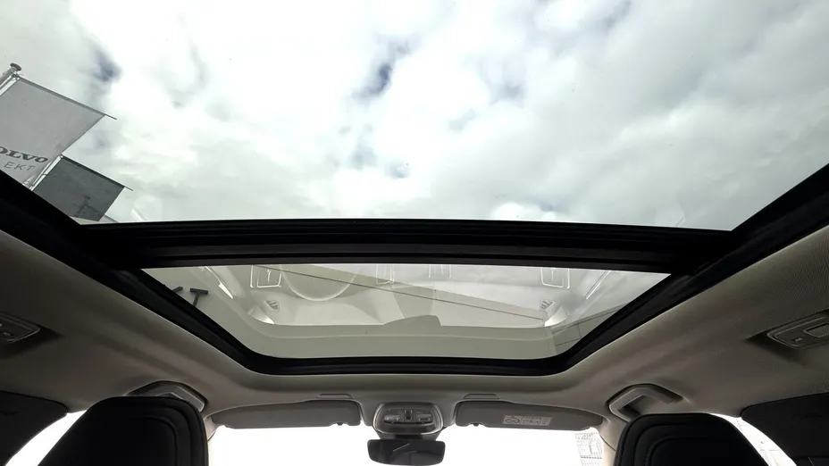 VOLVO XC60 XC60 T6 Plug-In Hybrid AWD Plus Bright aut