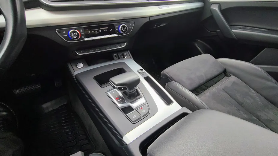 AUDI Q5 Sportback -