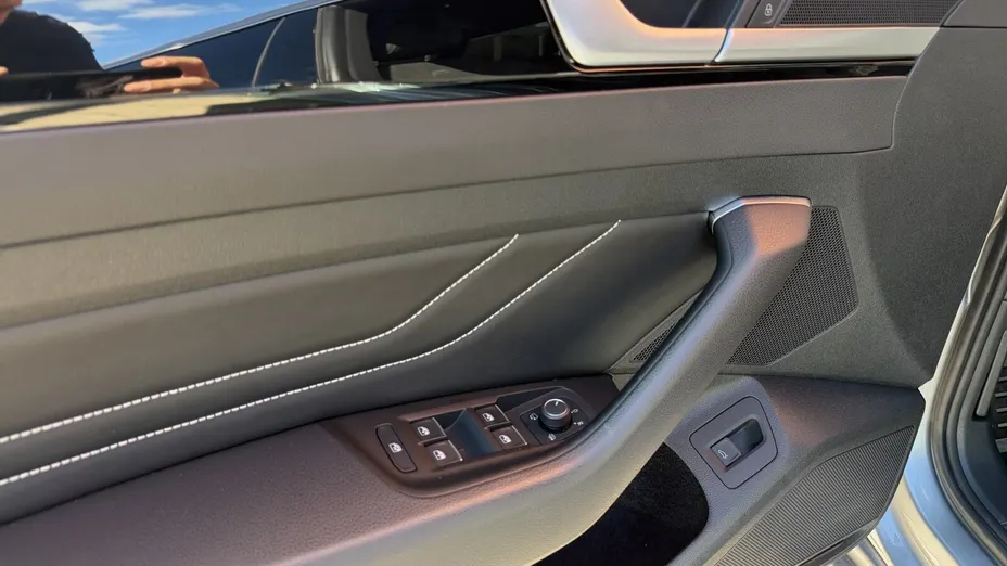 VOLKSWAGEN Arteon Arteon 2.0 TSI R-Line DSG
