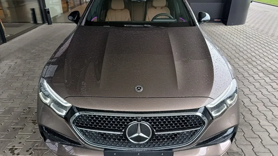 MERCEDES-BENZ E Klasa E 220 d mHEV 4-Matic AMG 9G-Tronic