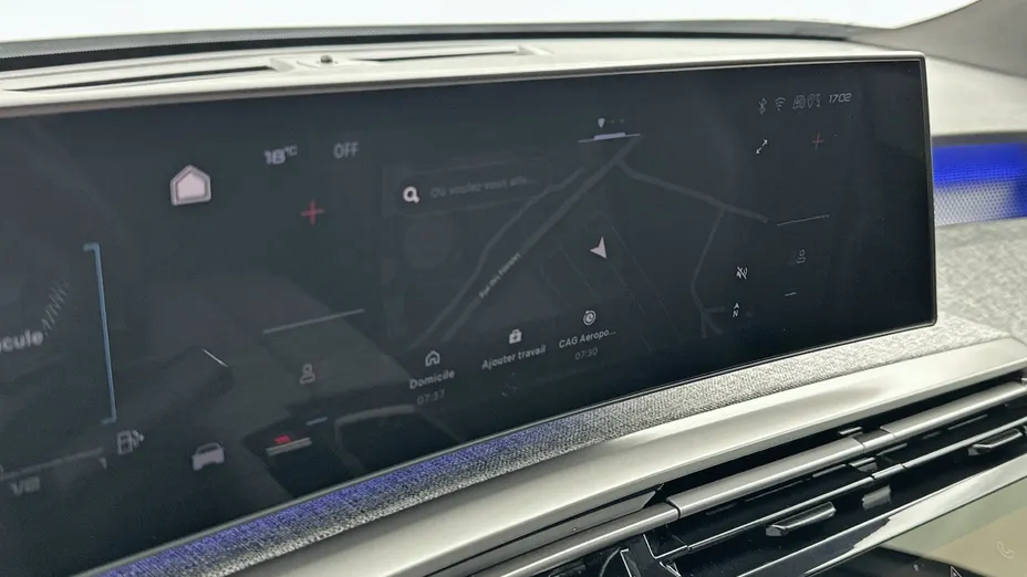 PEUGEOT 5008 -