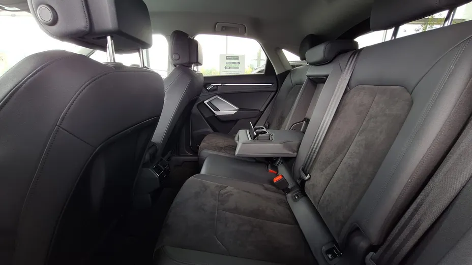 AUDI Q3 Q3 40 TDI Quattro S Line S tronic