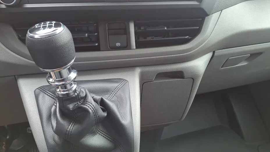 VOLKSWAGEN Transporter Transporter TDI L2H1 Nowy