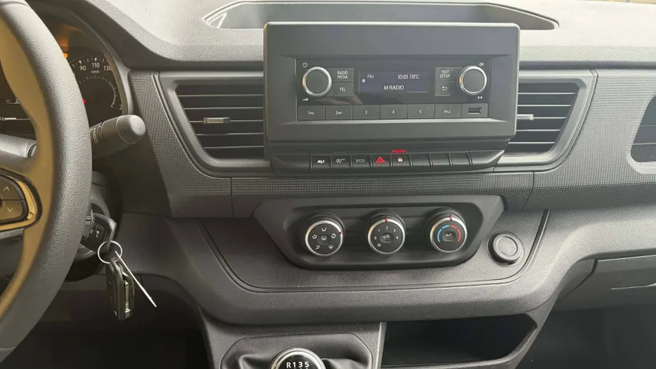 RENAULT Trafic -