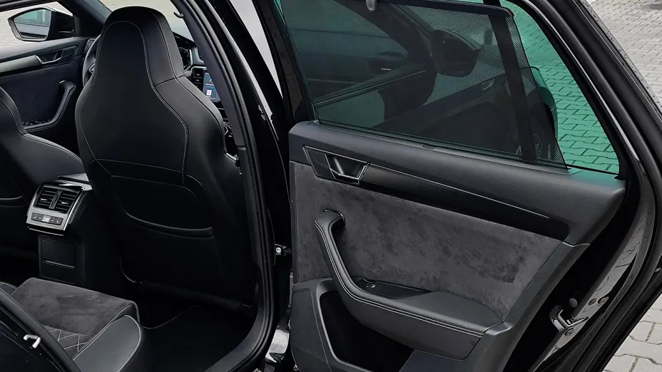 SKODA Superb Superb 2.0 TDI SCR Sportline DSG