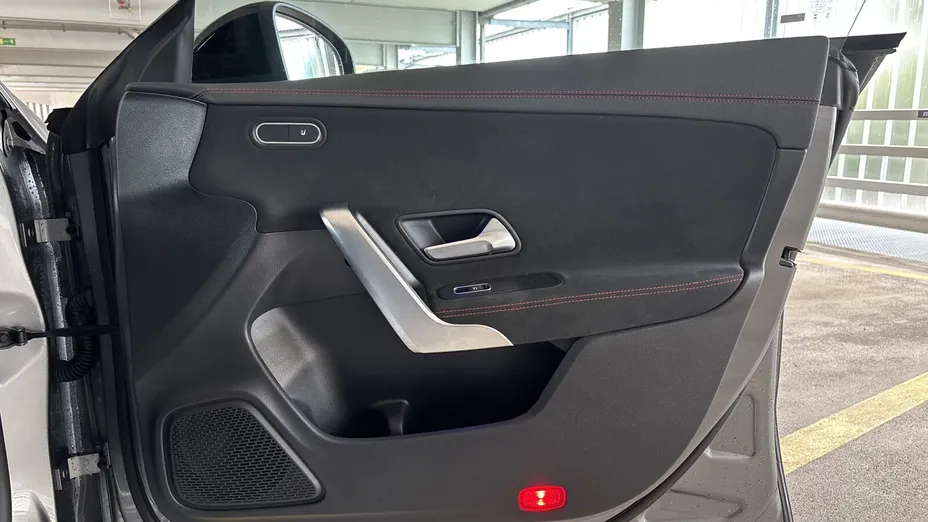 MERCEDES-BENZ CLA CLA 200 mHEV AMG Line 7G-DCT
