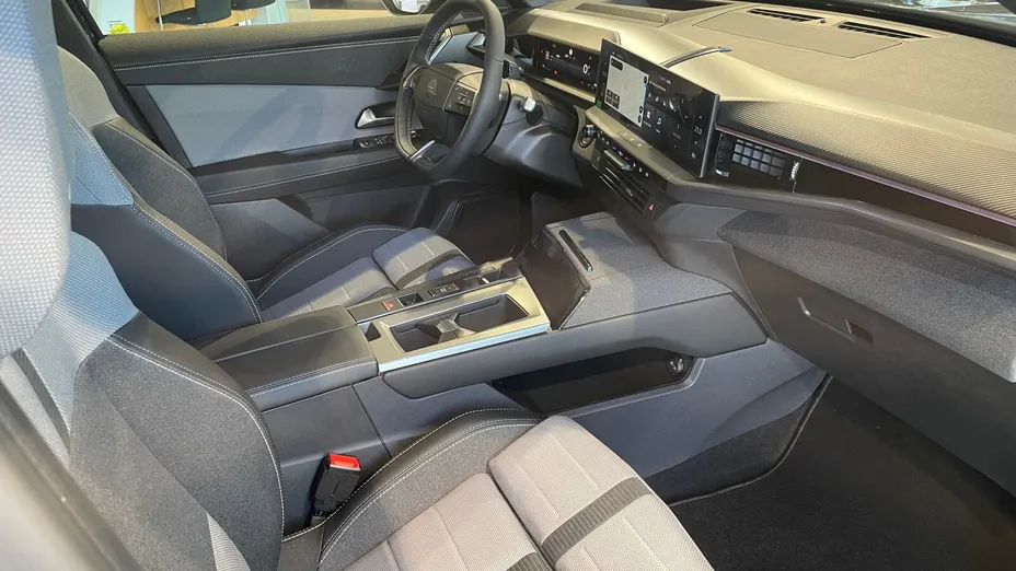 OPEL Grandland X Grandland 1.2 mHEV GS eDTC6 Nowy