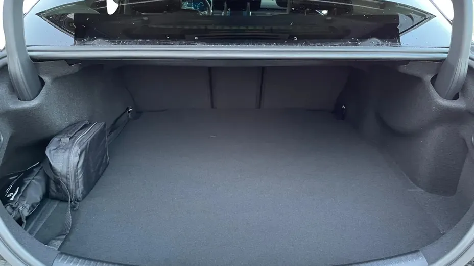 MERCEDES-BENZ C Klasa C 300 e PHEV 4-Matic AMG Nowy