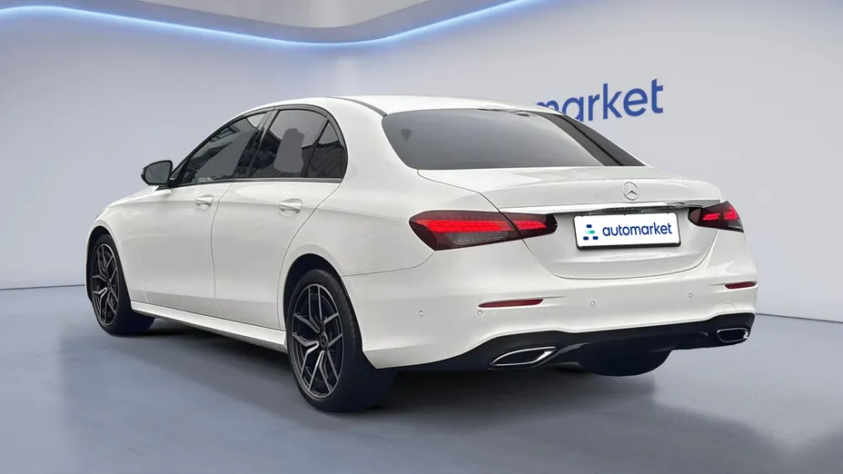 MERCEDES-BENZ E Klasa E 220 d 4-Matic AMG/Avantgarde
