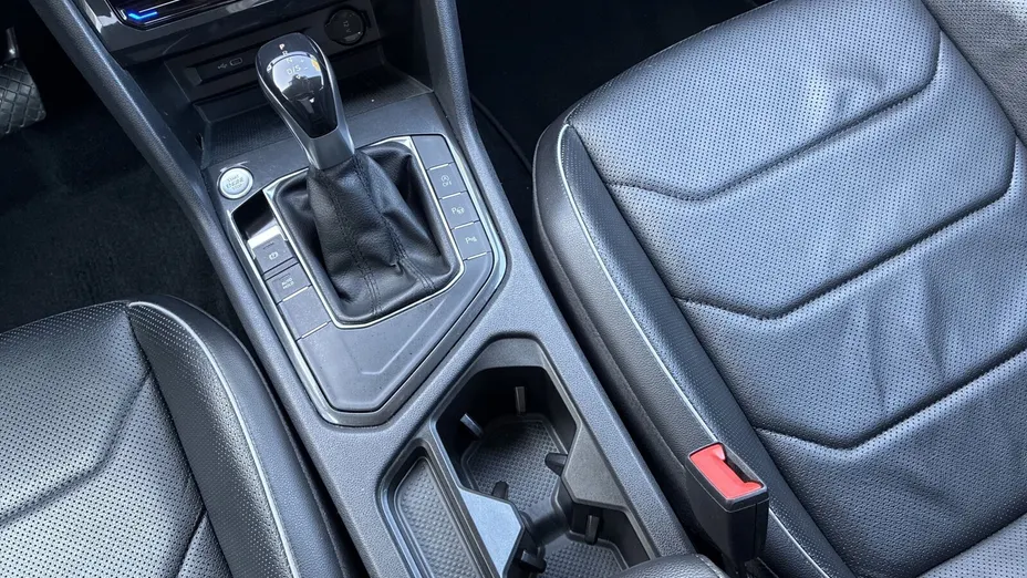 VOLKSWAGEN Tiguan Allspace -