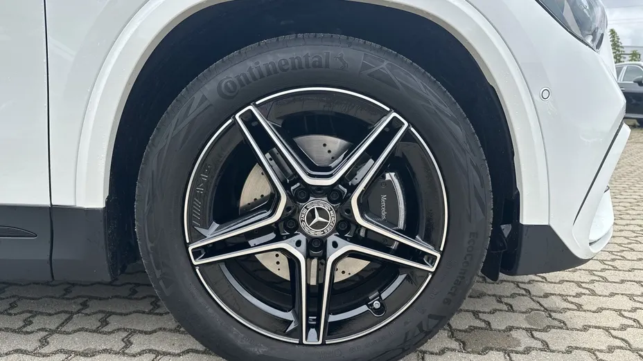 MERCEDES-BENZ GLA GLA 200 mHEV AMG Line 7G-DCT