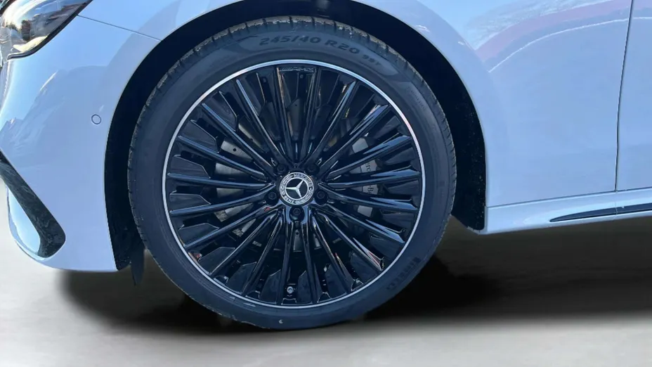 MERCEDES-BENZ E Klasa E 220 d mHEV 4-Matic AMG 9G-Tronic