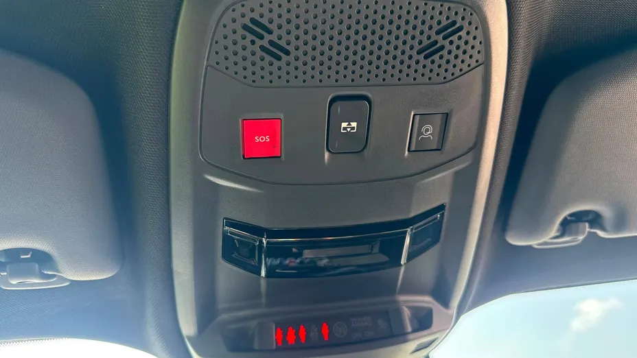 PEUGEOT 2008 2008 PureTech mHEV GT Exclusive e-DCS6 Nowy
