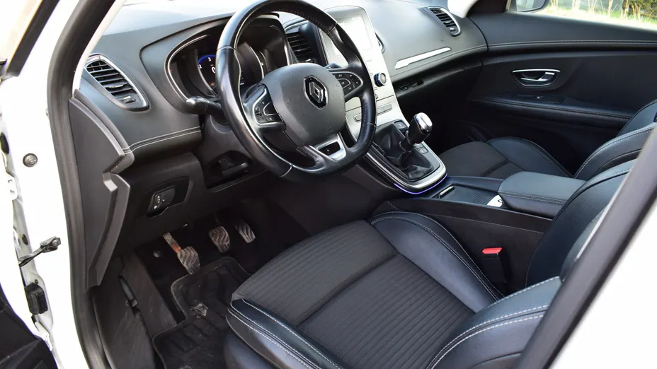 RENAULT Grand Scenic -