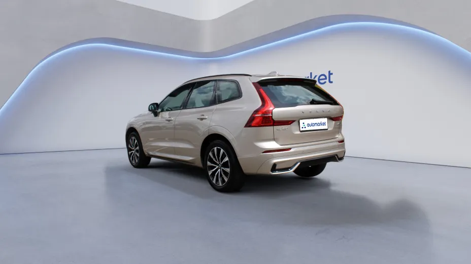VOLVO XC60 XC60 B4 D AWD Plus Dark aut