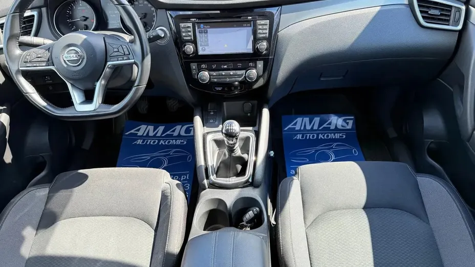 NISSAN Qashqai -