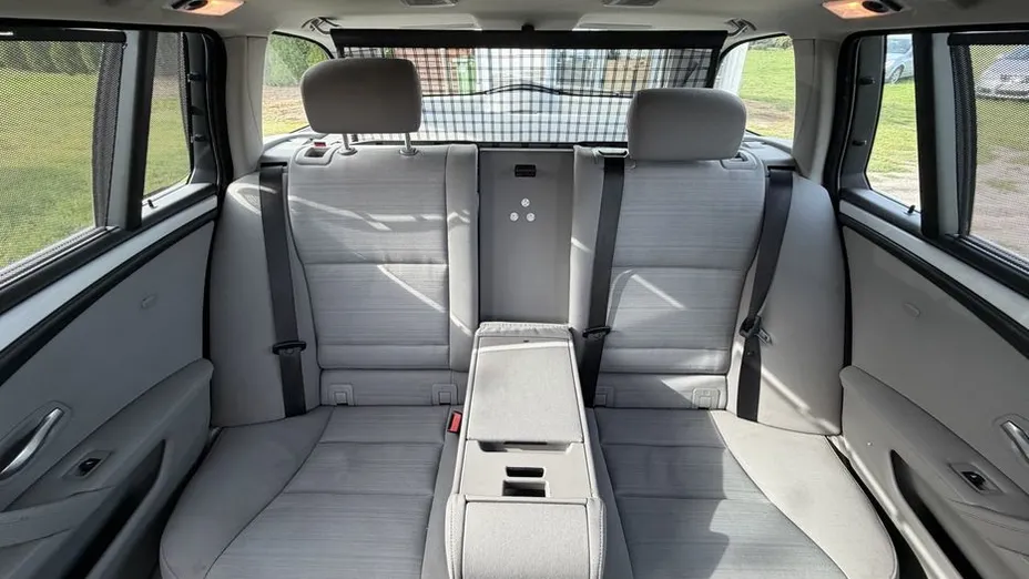 BMW Seria 5 520e aut