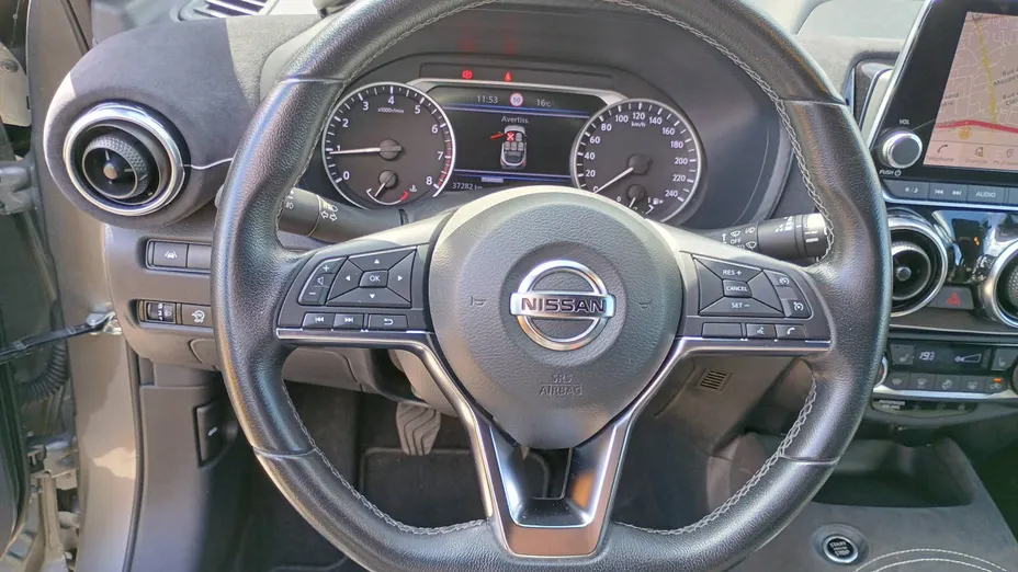 NISSAN Juke -