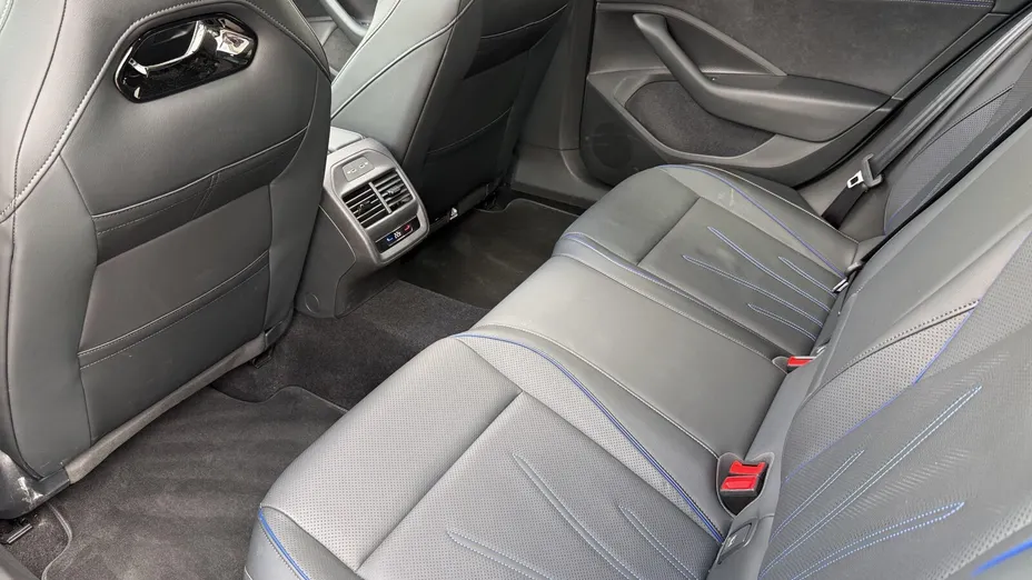 VOLKSWAGEN Passat Passat 2.0 TDI SCR 4Mot. R-Line DSG
