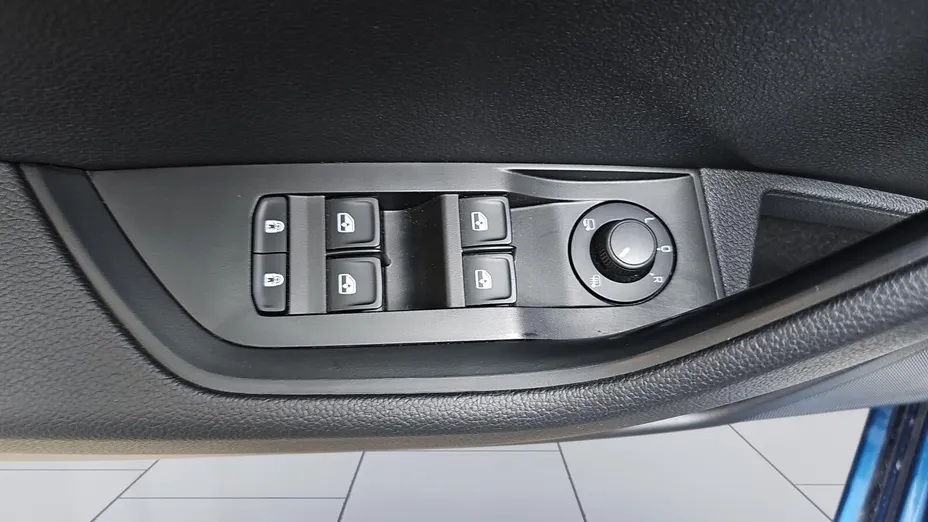 SKODA Superb Superb 2.0 TDI SCR Ambition