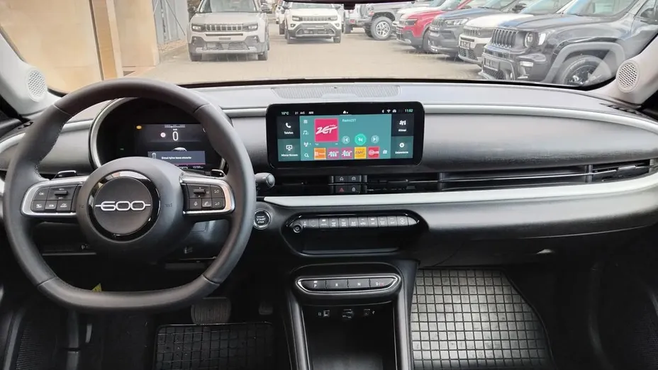 FIAT 600 600 1.2 Turbo Hybrid eDCT