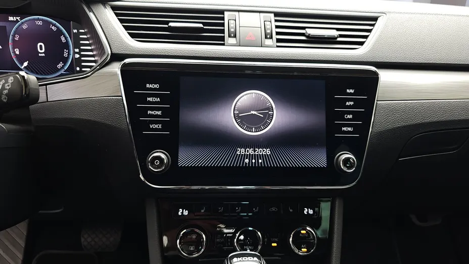 SKODA Superb Superb 2.0 TDI SCR Style DSG