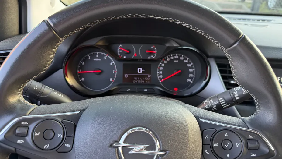 OPEL Crossland -